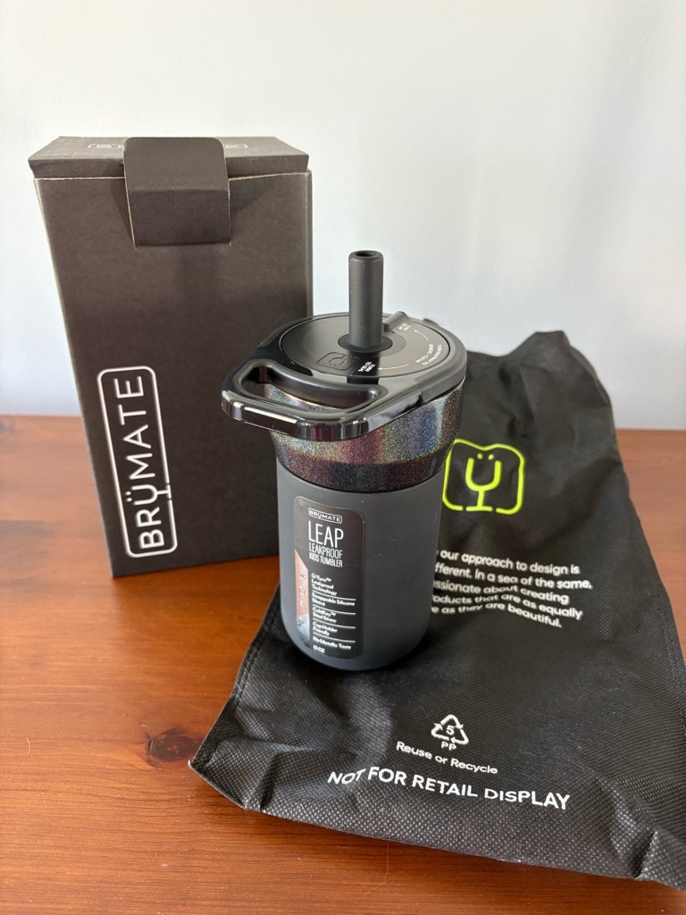BrüMate Leap Insulated Tumbler - Black with Iridescent Accent
